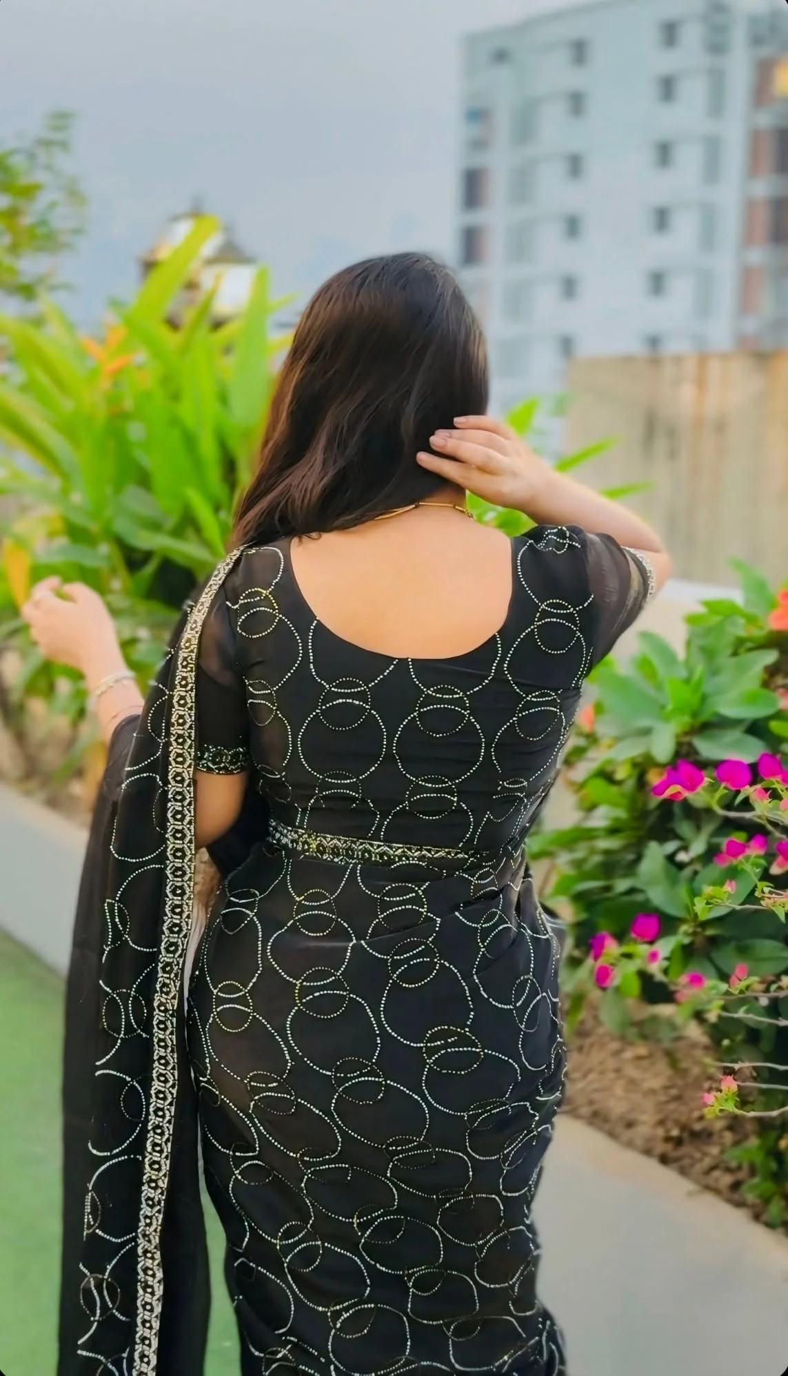 জিমিচু ফেব্রিক প্রিমিয়াম শাড়ি