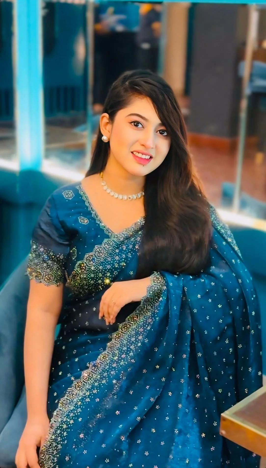 ফ্রেন্ডি সিল্ক প্রিমিয়াম শাড়ি