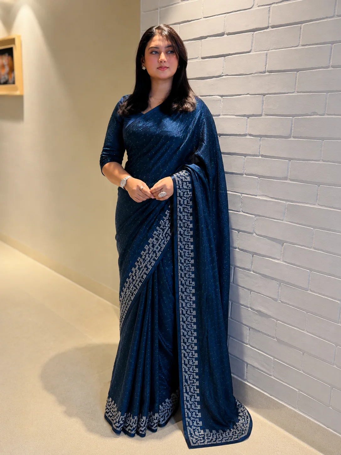  ফ্রেন্ড সিল কাপড়ের শাড়ি 