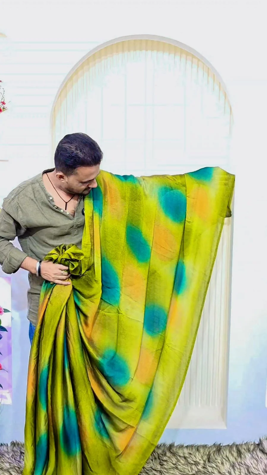 রাঙ্গুনি ক্রাশ শাড়ি